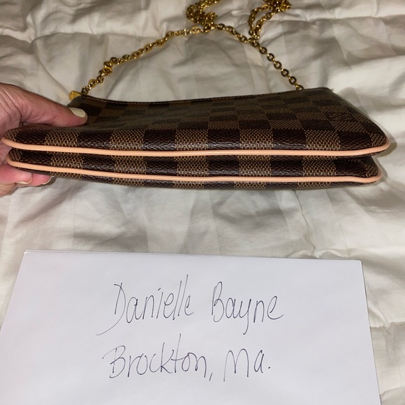 Louis Vuitton Pochette Double Zip - Picture 3 of 10